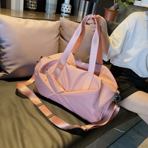 custom duffle bags with logo