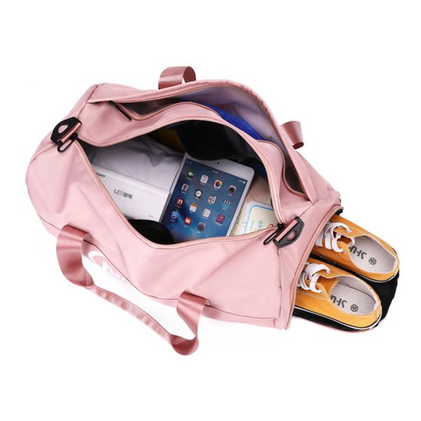 sports bag manufacturers