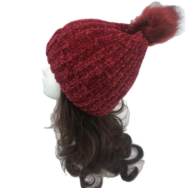wholesale beanies with pom