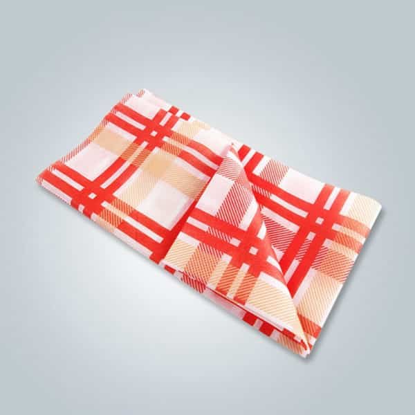 custom tablecloths