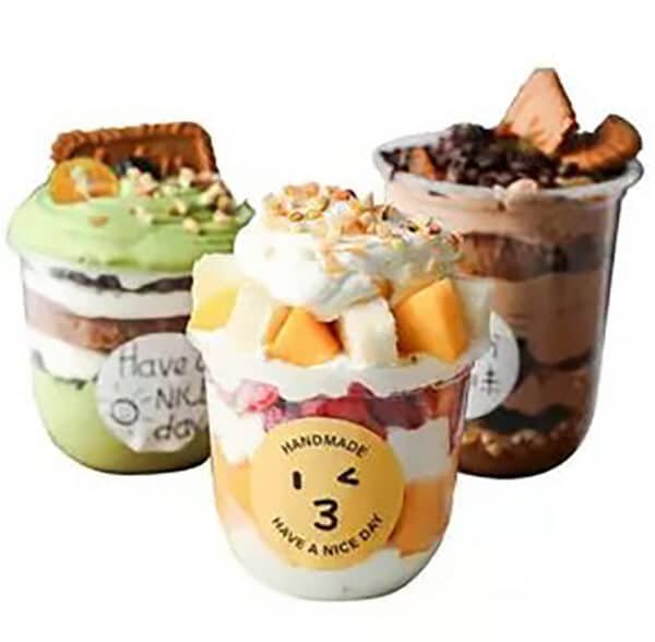12 oz personalized plastic cups