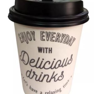 пенопластовые чашки рядом со мной