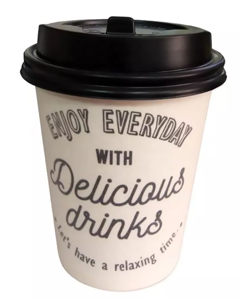 пенопластовые чашки рядом со мной