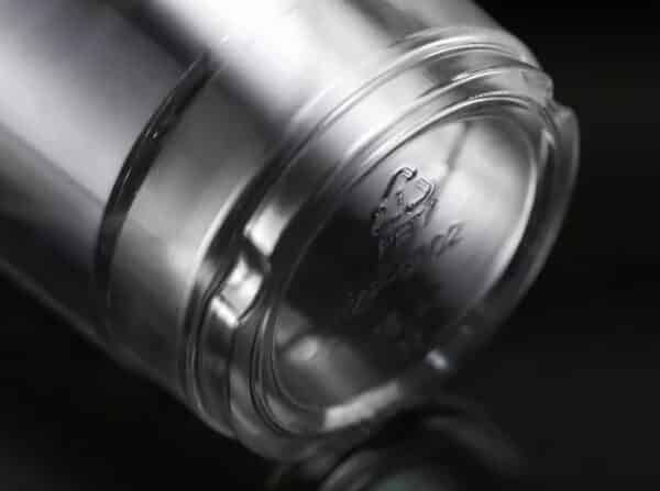 clear plastic cups with lids