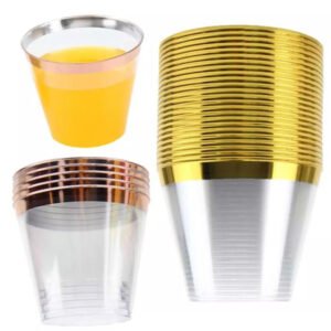 copas de vino de plástico transparente