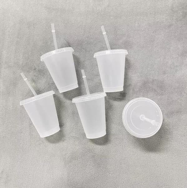 disposable clear plastic cups with lids