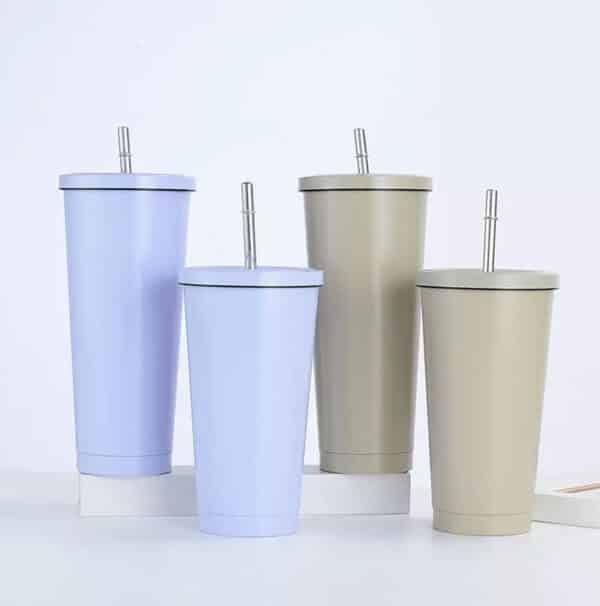 plastic cups with lids and straws personalized