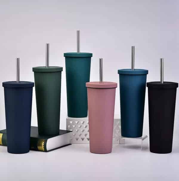 plastic cups with lids and straws personalized