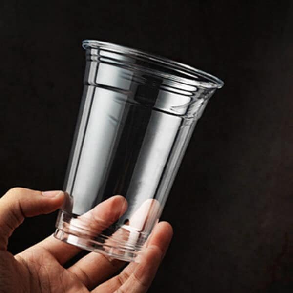 plastic cups with lids