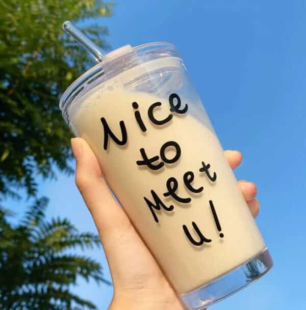 wholesale plastic cups with lids and straws