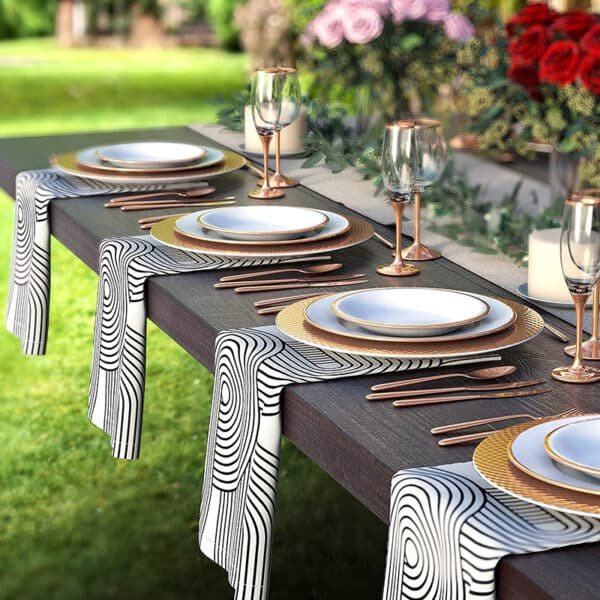 custom cloth dinner napkins