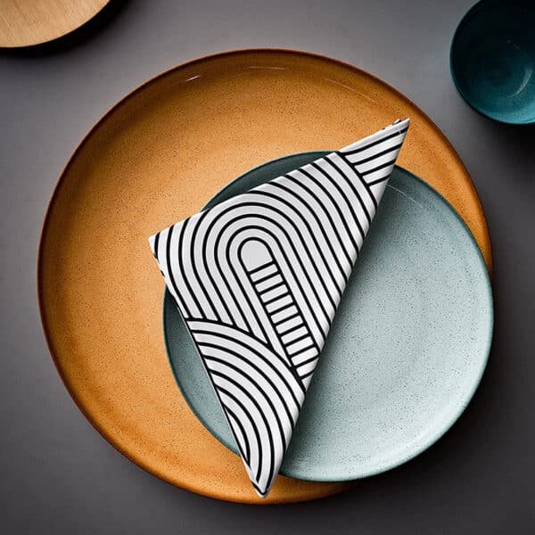 custom cloth dinner napkins