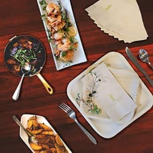 custom cloth dinner napkins