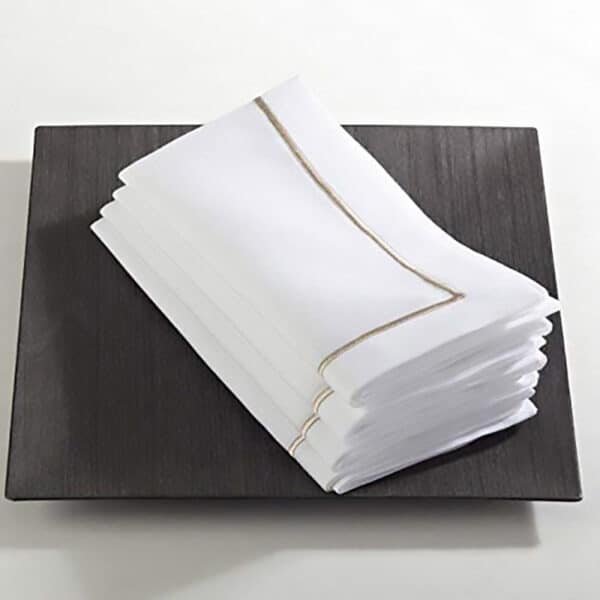 custom cloth dinner napkins