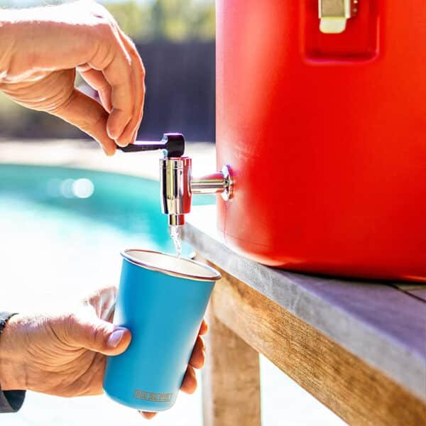 drink cooler on wheels