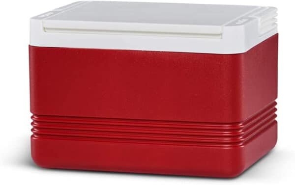 hard plastic lunch cooler
