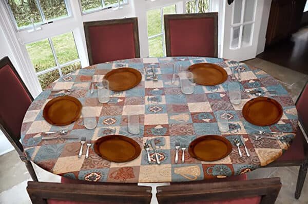 fitted tablecloths round