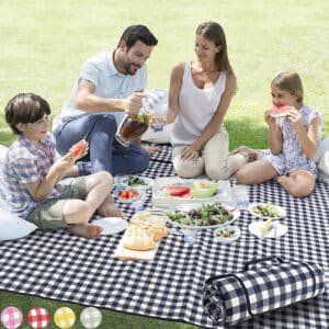 cute picnic blankets
