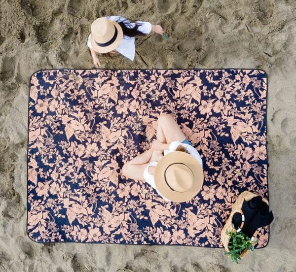 large picnic blankets