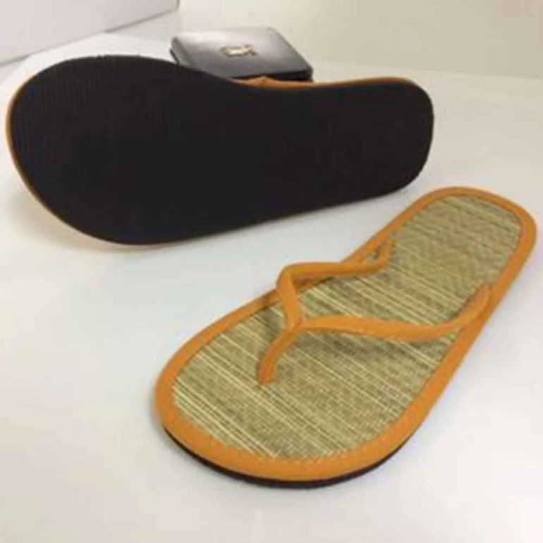 Custom Flip Flops With Logo Supplier- Ideal Promotional
